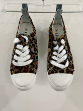 Load image into Gallery viewer, Leopard Sneakers
