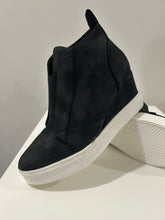 Load image into Gallery viewer, Black Wedge Sneakers
